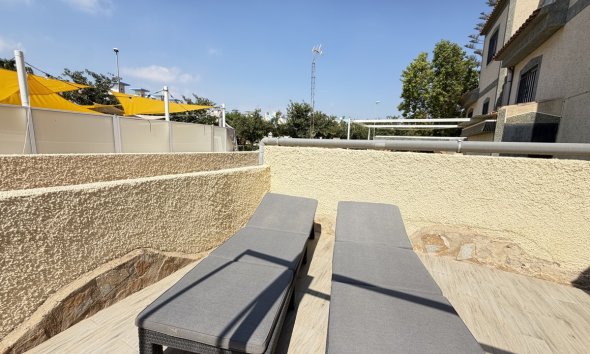 Resale - Villa / House - Orihuela Costa - Villamartín