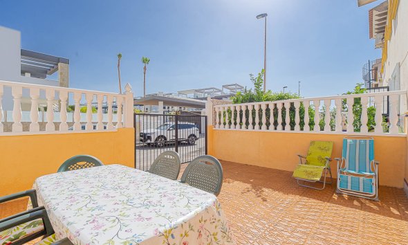 Rynek Wtórny - Apartament / Duplex - Punta Prima