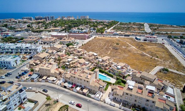 Rynek Wtórny - Apartament / Duplex - Punta Prima