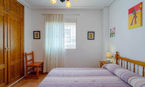 Rynek Wtórny - Apartament / Duplex - Punta Prima