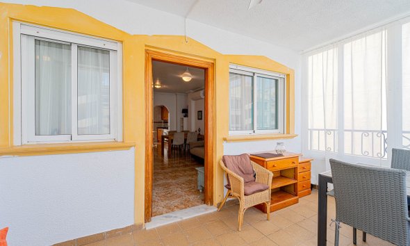 Reventa - Apartamento / Dúplex - Punta Prima
