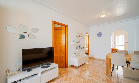 Reventa - Apartamento / Dúplex - Punta Prima
