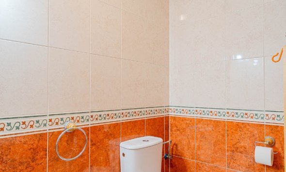 Reventa - Apartamento / Dúplex - Punta Prima