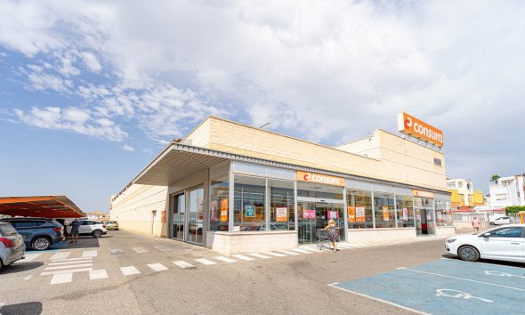 Reventa - Apartamento / Dúplex - Punta Prima