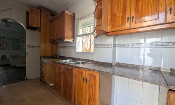 Resale - Bungalow - Torrevieja - Centro