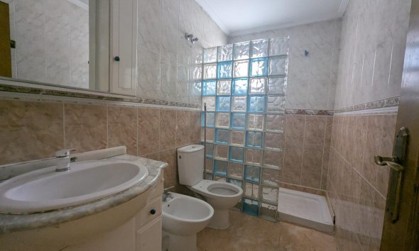 Resale - Bungalow - Torrevieja - Centro