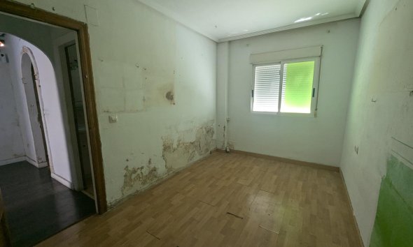 Resale - Bungalow - Torrevieja - Centro