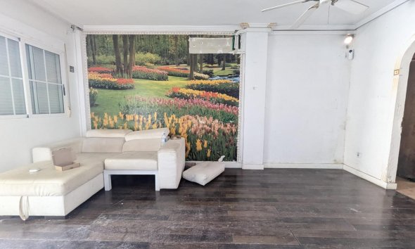Resale - Bungalow - Torrevieja - Centro