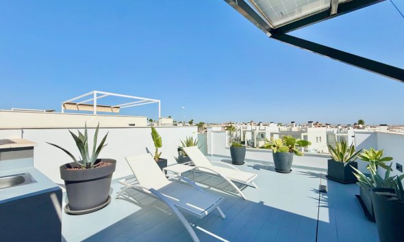 Resale - Villa / House - Orihuela Costa - Cabo Roig