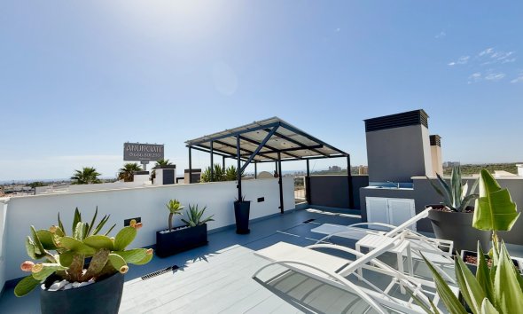Resale - Villa / House - Orihuela Costa - Cabo Roig