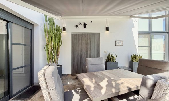 Resale - Villa / House - Orihuela Costa - Cabo Roig