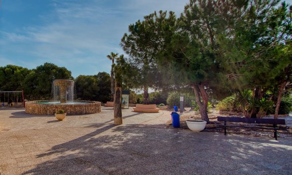 Reventa - Adosado - Torrevieja - Aguas Nuevas