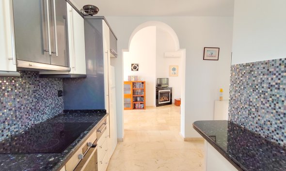 Resale - Villa / House - Orihuela Costa - Villamartín