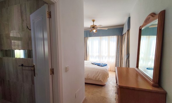 Resale - Villa / House - Orihuela Costa - Villamartín