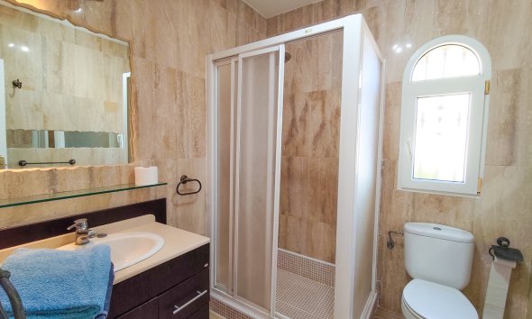Resale - Villa / House - Orihuela Costa - Villamartín
