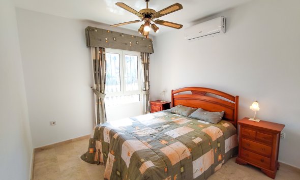 Resale - Villa / House - Orihuela Costa - Villamartín