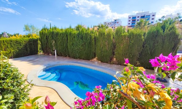 Resale - Villa / House - Orihuela Costa - Villamartín