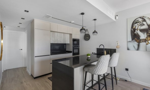 Resale - Apartment / Duplex - Orihuela Costa - Punta Prima