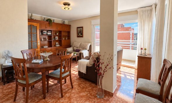 Resale - Apartament / Duplex - Torrevieja - Playa del Cura