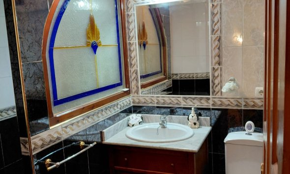 Resale - Farm Estate / Country Property - Orihuela