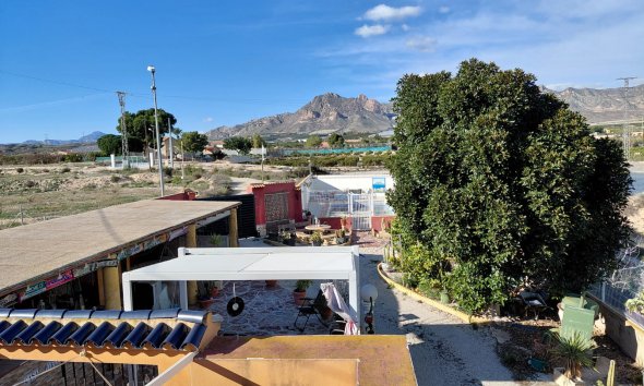 Resale - Farm Estate / Country Property - Orihuela