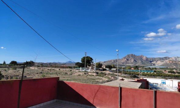 Resale - Farm Estate / Country Property - Orihuela