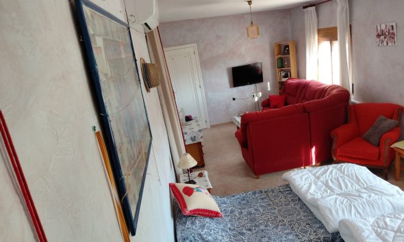 Resale - Farm Estate / Country Property - Orihuela