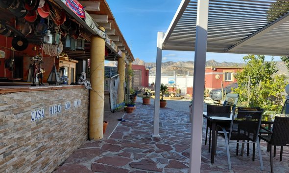 Resale - Farm Estate / Country Property - Orihuela