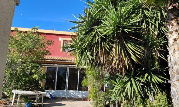 Resale - Farm Estate / Country Property - Orihuela
