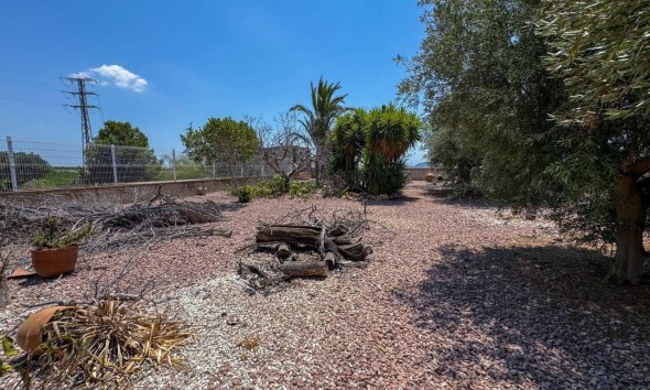Resale - Farm Estate / Country Property - Orihuela
