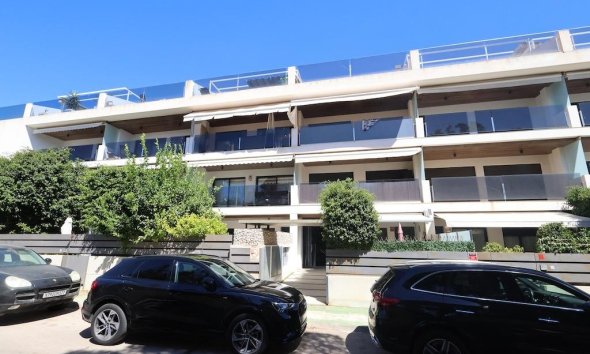 Resale - Apartament / Duplex - Orihuela Costa - Campoamor