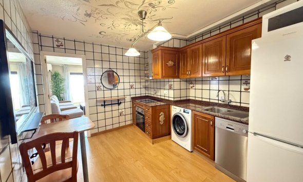 Resale - Apartment / Duplex - Orihuela Costa - La Zenia