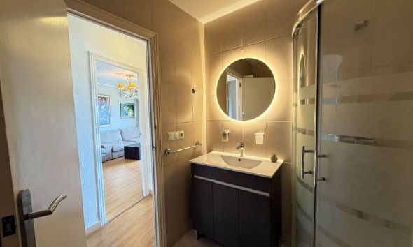 Resale - Apartment / Duplex - Orihuela Costa - La Zenia