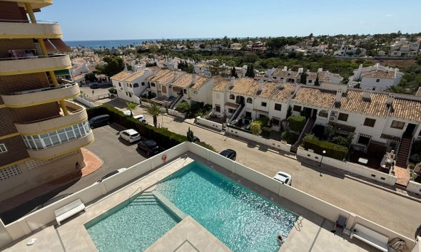 Resale - Apartment / Duplex - Orihuela Costa - La Zenia