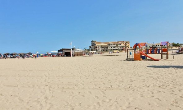Resale - Apartment / Duplex - Orihuela Costa - La Zenia