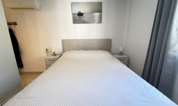 Resale - Apartment / Duplex - Orihuela Costa - Los Dolses