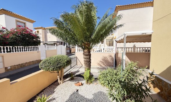 Resale - Apartment / Duplex - Orihuela Costa - Los Dolses