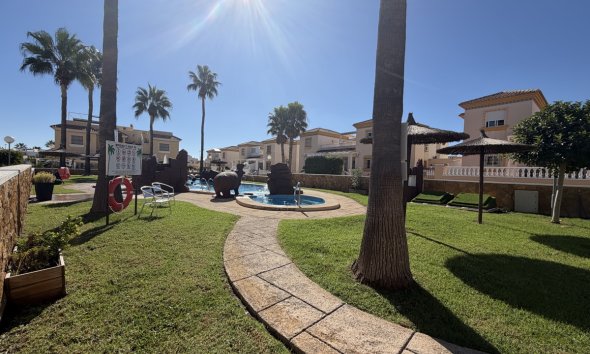 Resale - Apartment / Duplex - Orihuela Costa - Los Dolses