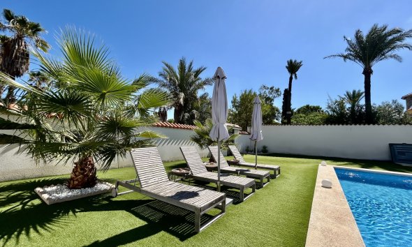 Reventa - Villa / Casa - Los Urrutias