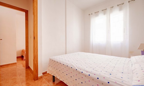 Resale - Apartament / Duplex - Torrevieja - Playa de los Locos