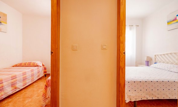 Resale - Apartament / Duplex - Torrevieja - Playa de los Locos
