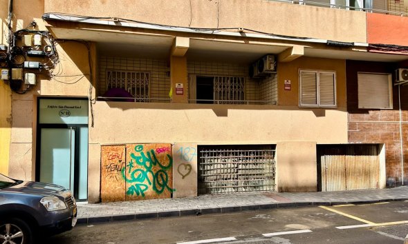 Resale - Apartment / Duplex - Torrevieja - Curva del Palangre