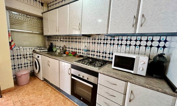 Resale - Apartment / Duplex - Torrevieja - Curva del Palangre
