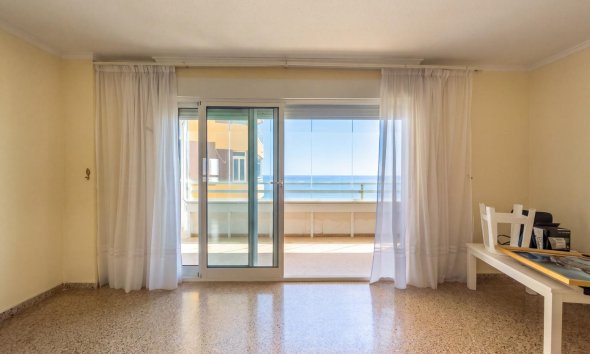 Resale - Apartment / Duplex - Torrevieja - La Mata