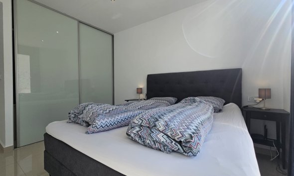 Resale - Villa / House - Orihuela Costa - Villamartín