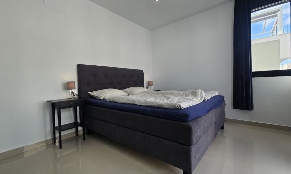 Resale - Villa / House - Orihuela Costa - Villamartín