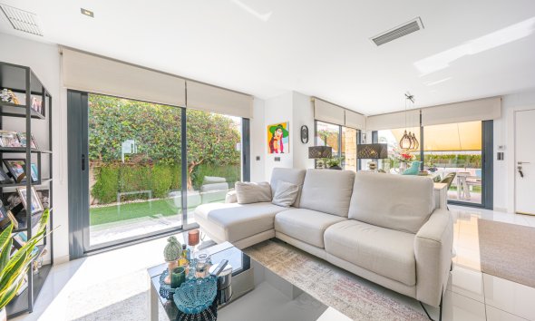 Reventa - Villa / Casa - Ciudad Quesada - Lo pepin