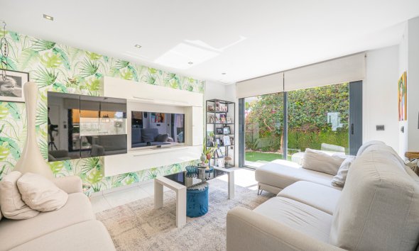 Reventa - Villa / Casa - Ciudad Quesada - Lo pepin