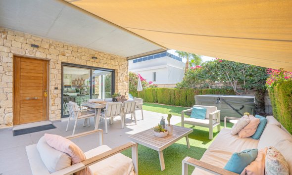 Reventa - Villa / Casa - Ciudad Quesada - Lo pepin