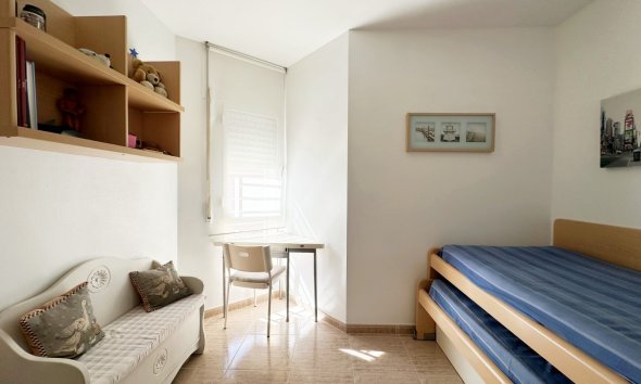 Resale - Apartment / Duplex - Orihuela Costa - Campoamor